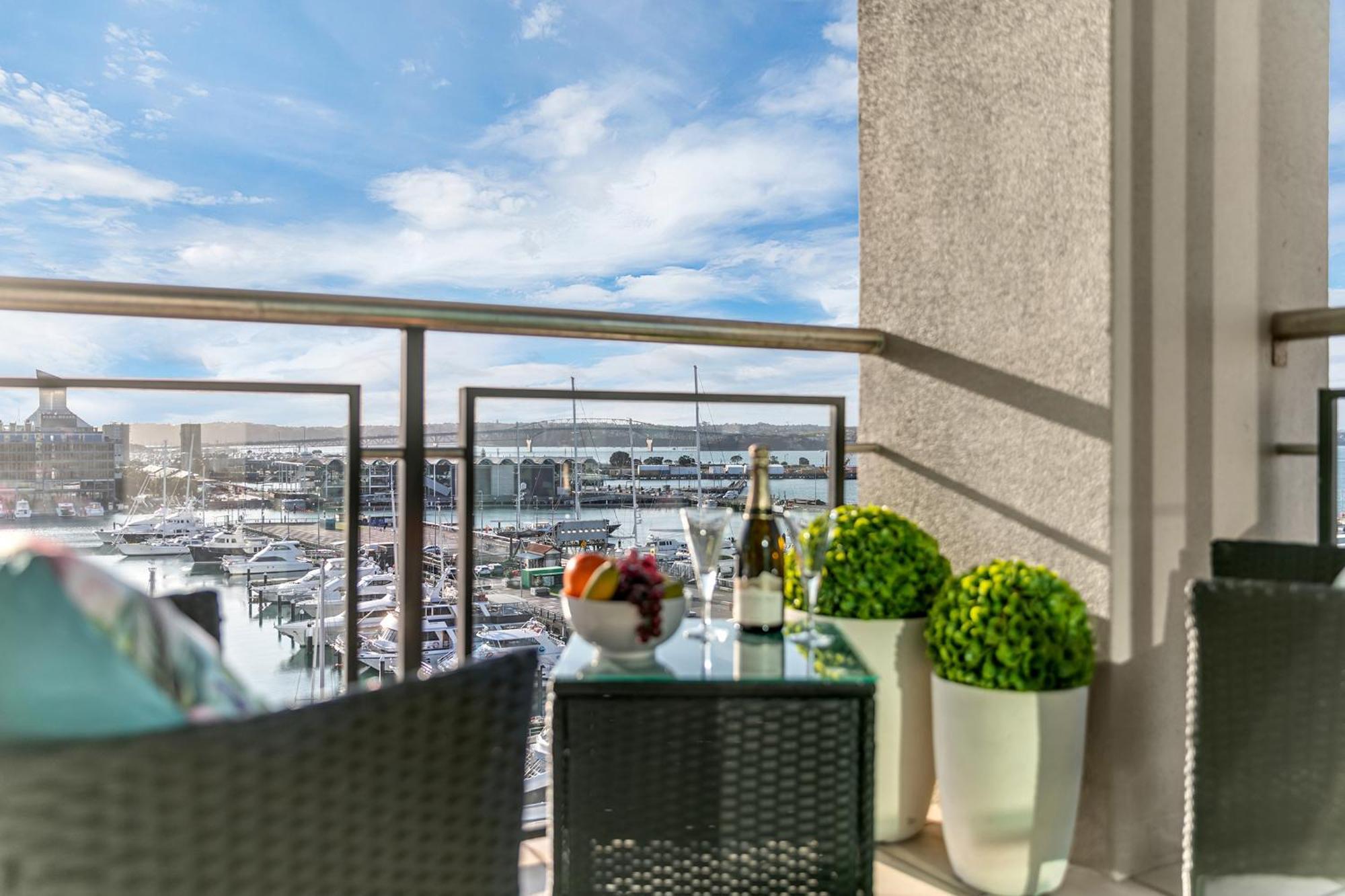 Penthouse Crown Apartment Auckland Bagian luar foto